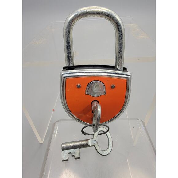 Vintage Key Burg German Padlock Flat Metal Pad Small Keys Red Lock Works - Picture 1 of 7